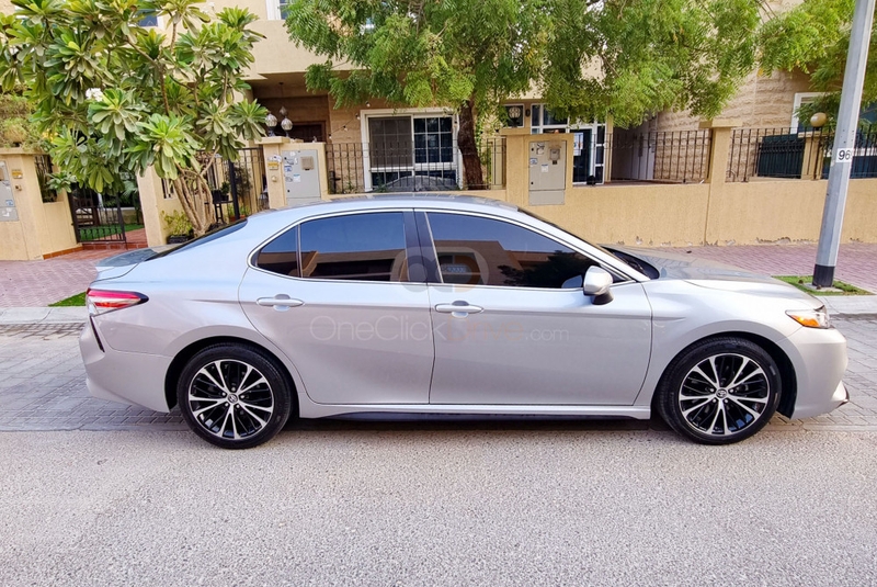 Silver Toyota Camry 2018